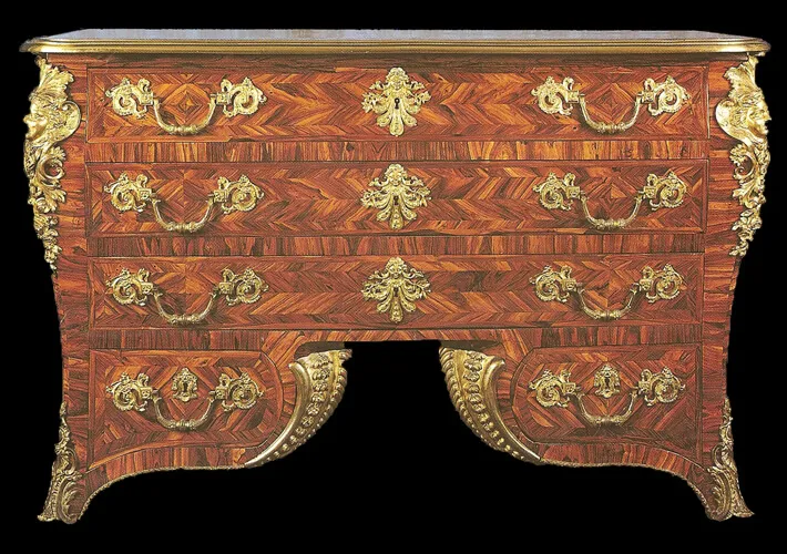 Commode tombeau à pont en bois de violette à quatre rangs de tiroirs Commode tombeau à pont en bois de violette à quatre rangs de tiroirs