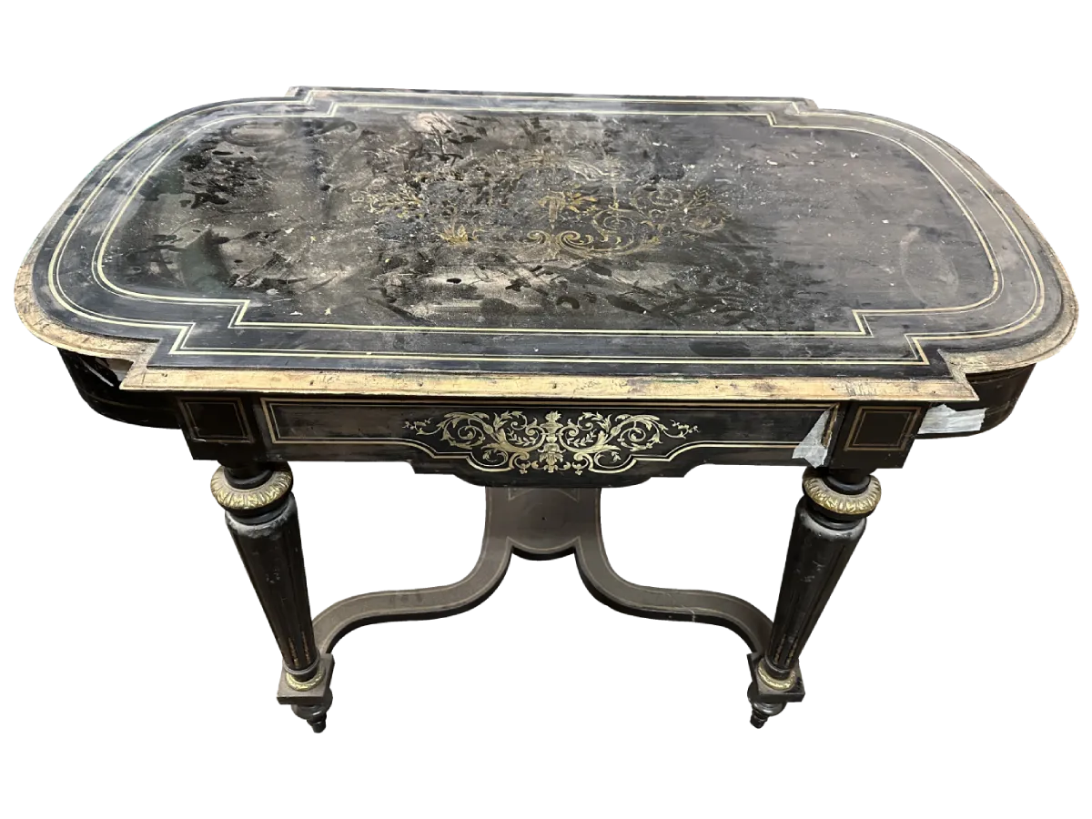 Avant restauration. Bureau d'époque Napoléon III Avant restauration. Restauration à Paris - Vincennes d'un Bureau d'époque Napoléon III