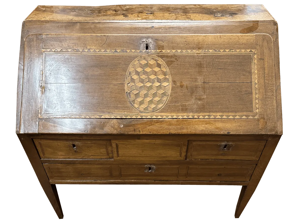 Avant restauration. Bureau de pente d'époque Louis XVI Avant restauration. Restauration à Paris - Vincennes d'un Bureau de pente d'époque Louis XVI