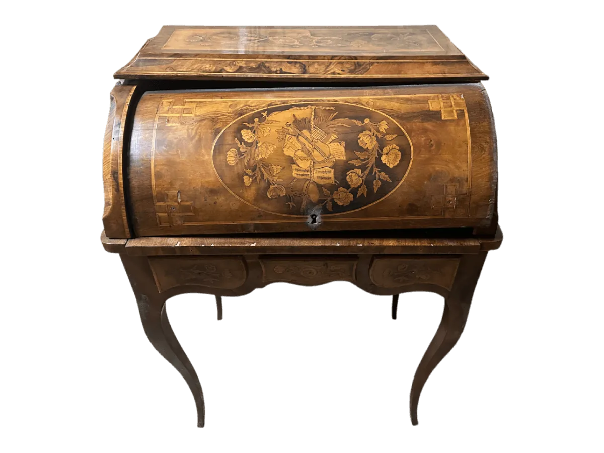 Avant restauration. Bureau à cylindre de style Transition Louis XV - Louis XVI Avant restauration. Restauration à Paris - Vincennes d'un Bureau à cylindre de style Transition Louis XV - Louis XVI