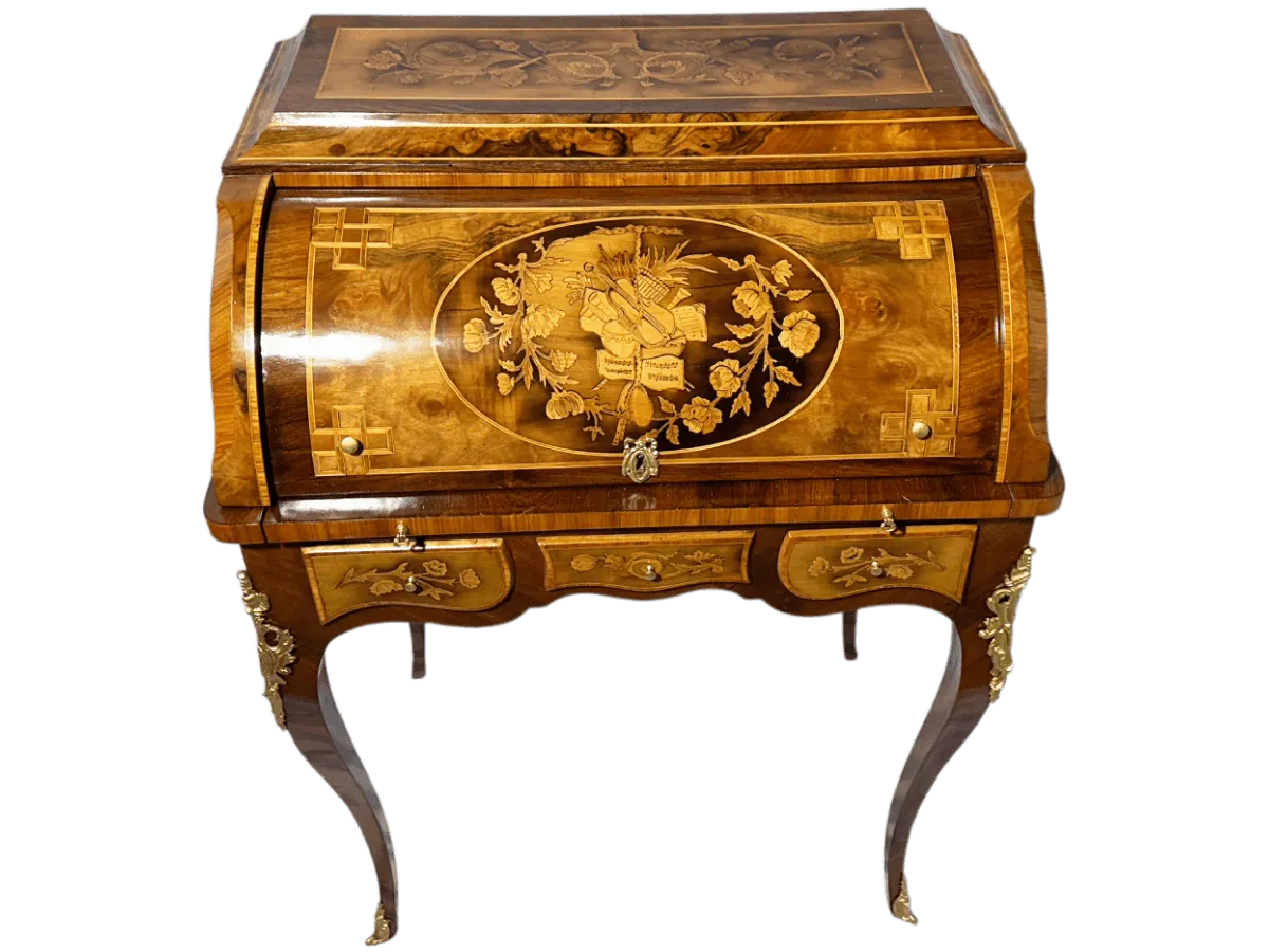 Après restauration. Bureau à cylindre de style Transition Louis XV - Louis XVI Après restauration. Restauration à Paris - Vincennes d'un Bureau à cylindre de style Transition Louis XV - Louis XVI