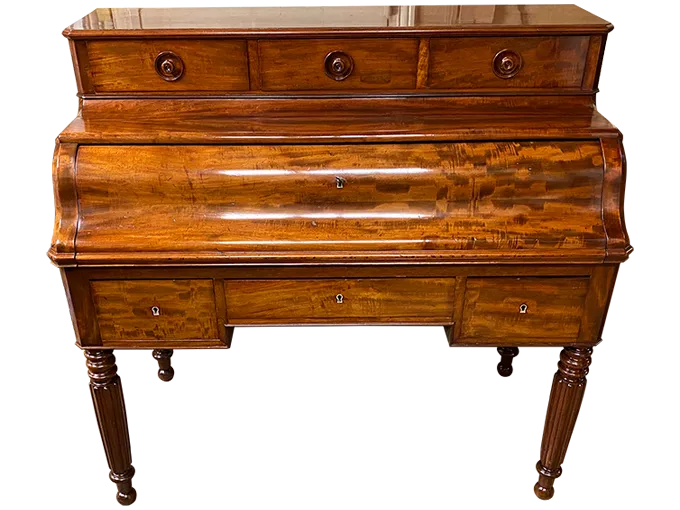 Après restauration. Bureau d'époque Louis Philippe Après restauration. Restauration à Paris - Vincennes d'un Bureau d'époque Louis Philippe