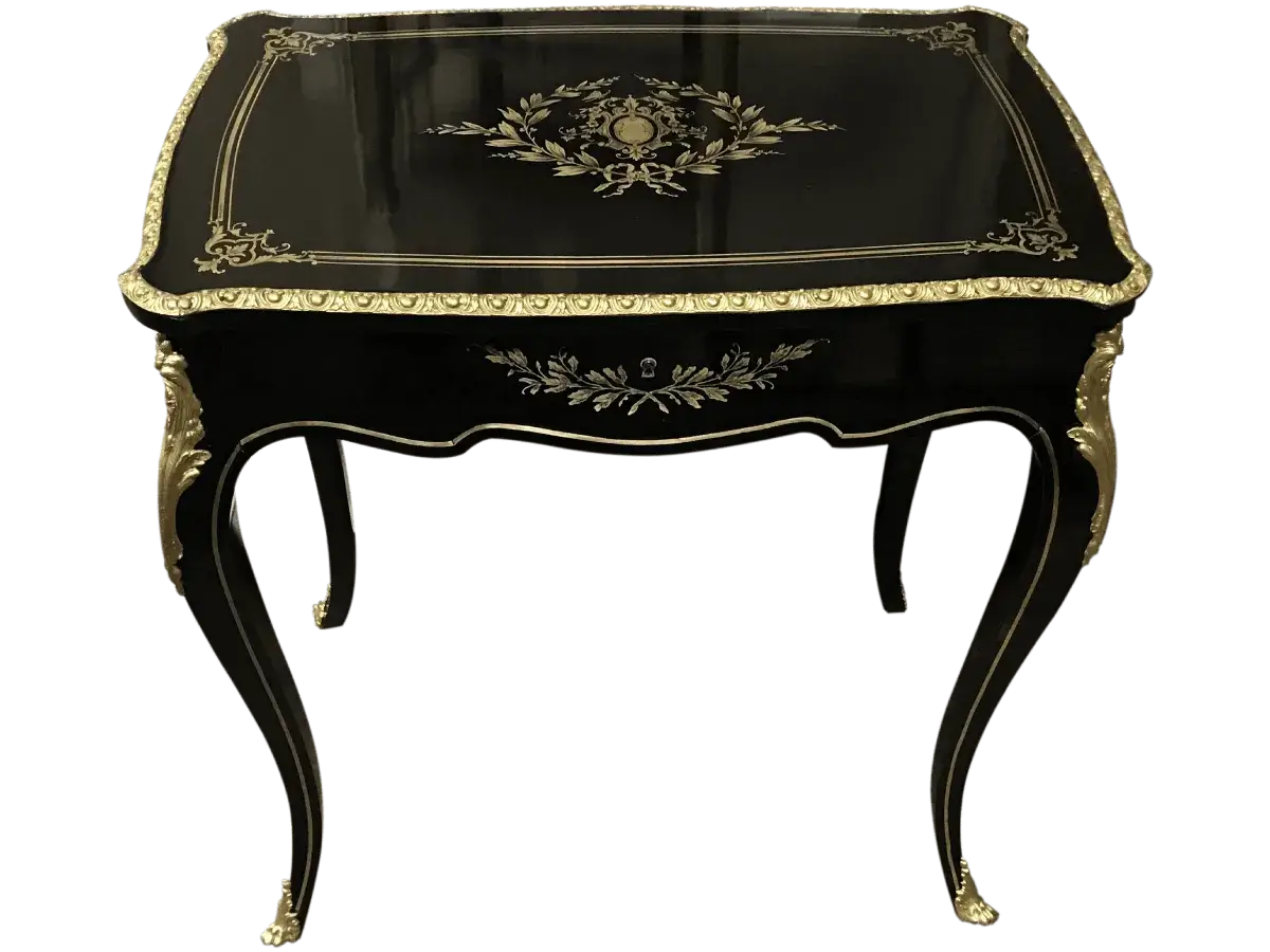 Après restauration. Bureau d'époque Napoléon III Après restauration. Restauration à Paris - Vincennes d'un Bureau d'époque Napoléon III