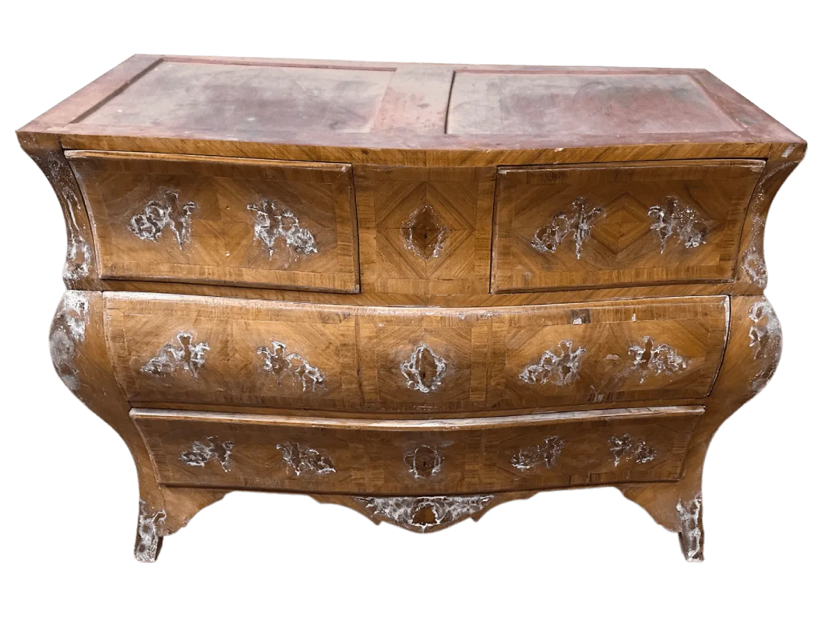 Avant restauration. Commode d'époque Régence Avant restauration. Restauration à Paris - Vincennes d'une commode d'époque Régence