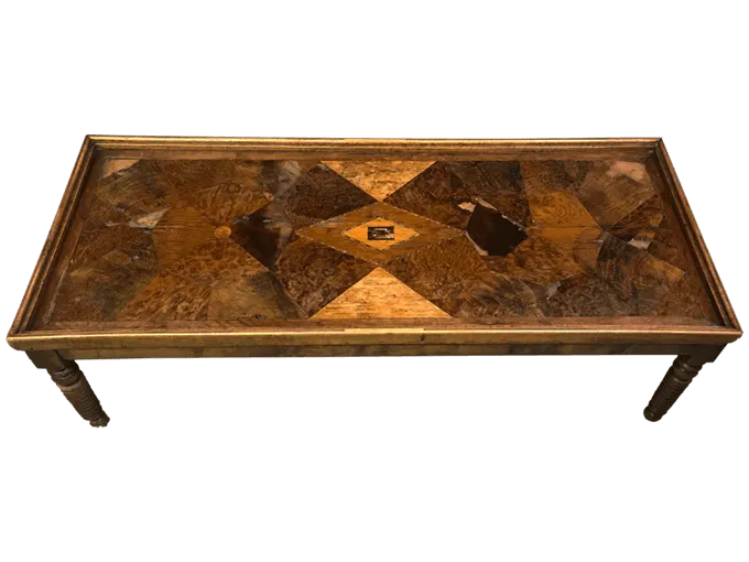 Avant restauration. Table basse Avant restauration. Restauration à Paris - Vincennes d'une table basse